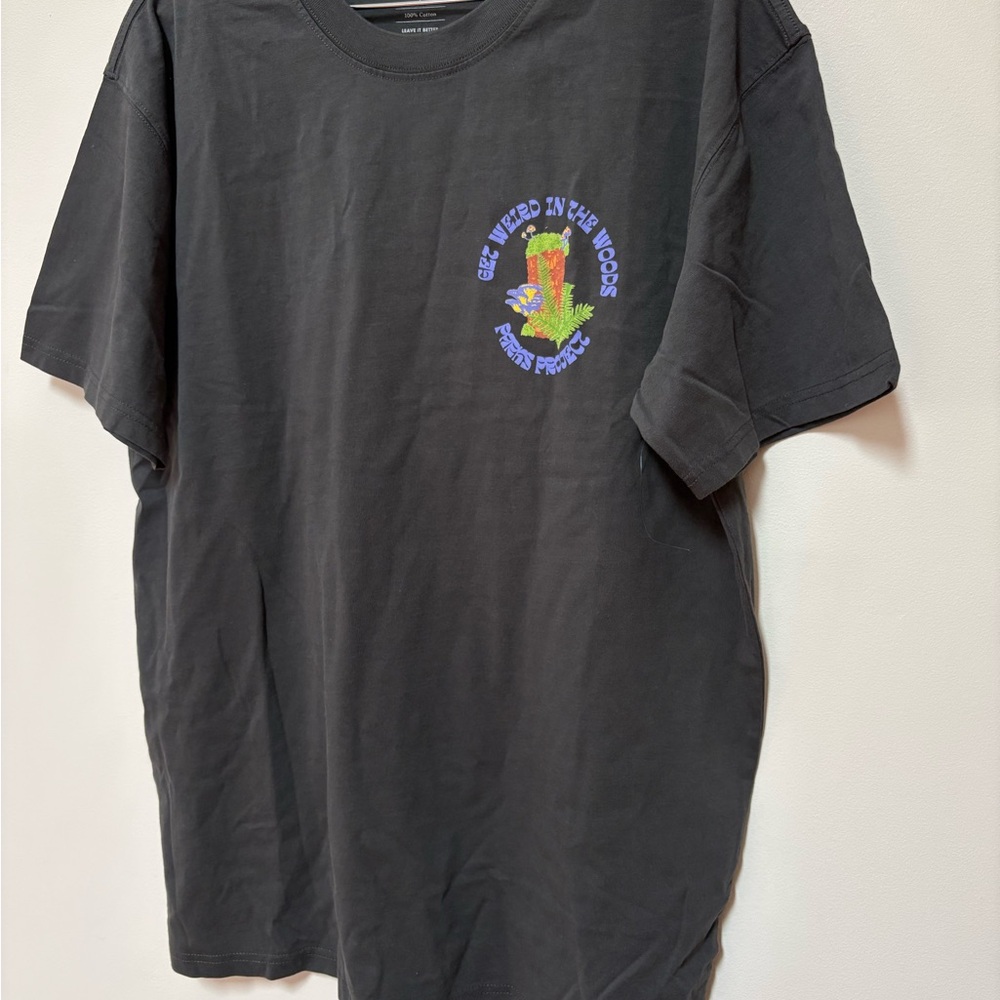 NWOT Urban Outfitters Parks Project Weird In The Woods Graphic Tee Size Large - Picture 9 of 13